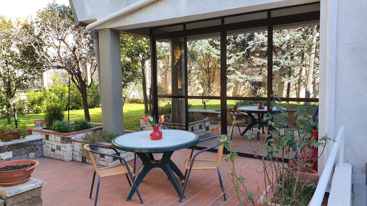 Apulia Time Hotel Бари Екстериор снимка